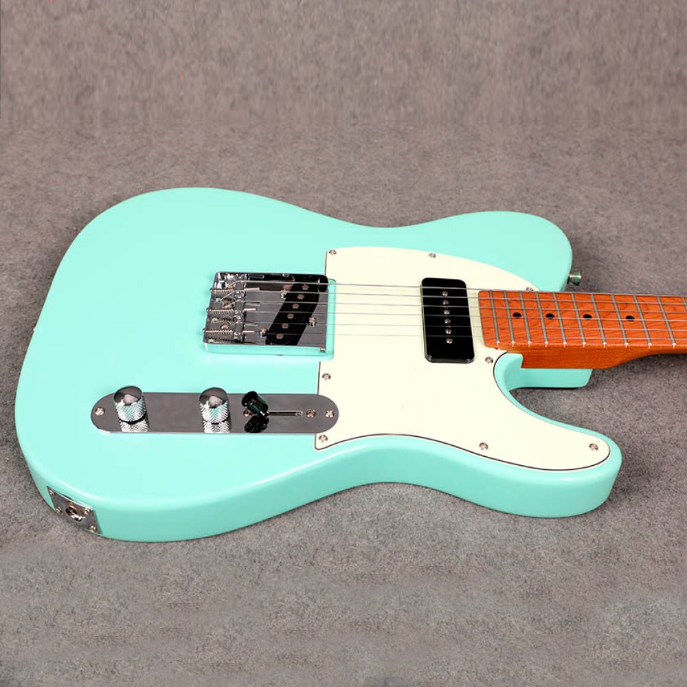 SETL400 GR SETL400 GR Guitarra eléctrica Telecaster con 2 pastillas y golpeador blanco col. Verde "VOZZEX" - Imagen 1