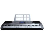 VKU-335 TECLADO ELECTRONICO C/ 61 TECLAS TIPO PIANO C/FUNDA, LUCES, 70 DEMOS, 128 RITMOS LATINOS, USB, BLUETOOTH, APP P/CELULAR «VOZZEX»